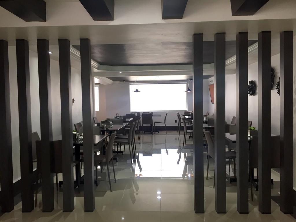 VN Hotel Monterrey Buitenkant foto